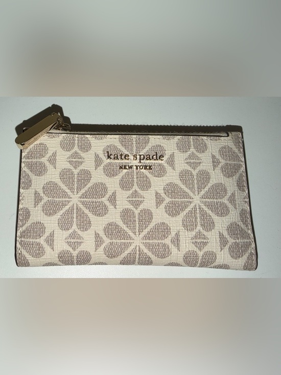 kate spade Handbags - Kate Spade Bifold Wallet
